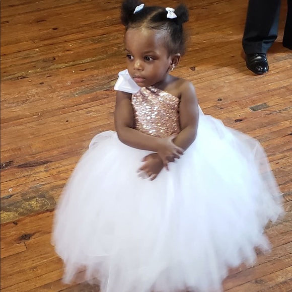 Meet Miss Monet ππ - Picture 2 of 4